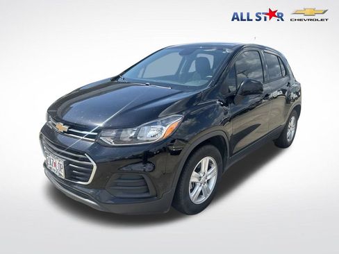 Used 2019 Chevrolet Trax LS FWD image 1