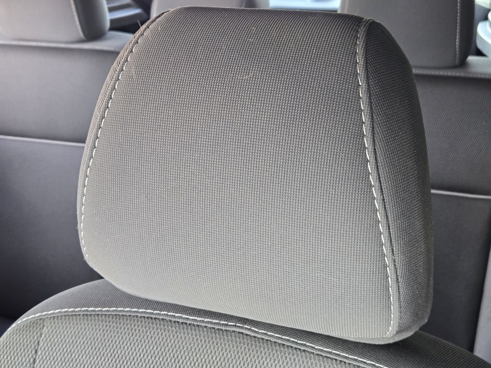 Used 2014 Ford Focus SE FWD image 24