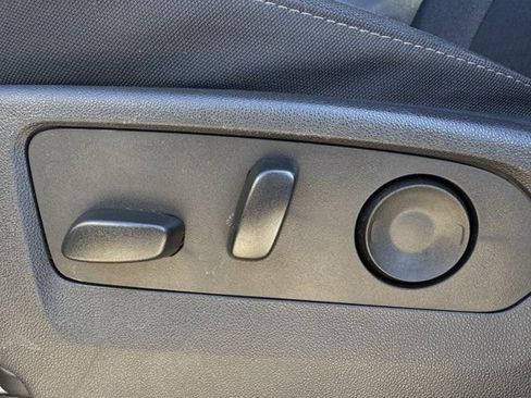 Used 2025 Chevrolet Silverado 1500 Custom w/ Turbomax Blackout Package image 22