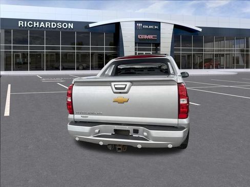 Used 2013 Chevrolet Avalanche LS w/ All-Star Edition AWD/4WD image 10