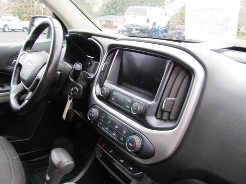 Used 2019 Chevrolet Colorado LT image 37