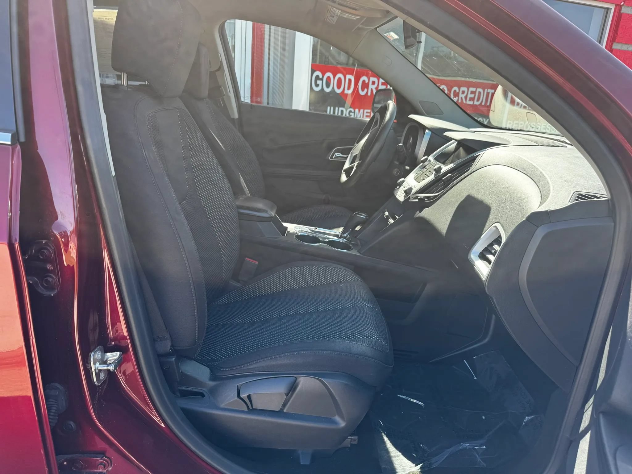Used 2017 Chevrolet Equinox LT FWD image 10