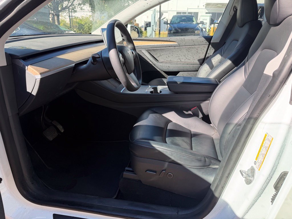 Used 2023 Tesla Model Y Long Range AWD/4WD image 20
