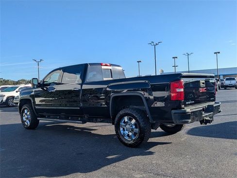 Used 2019 GMC Sierra 3500 Denali w/ Duramax Plus Package image 6
