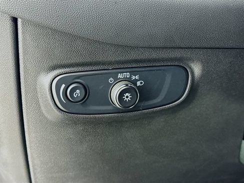 Used 2024 Chevrolet Equinox LT AWD/4WD image 10
