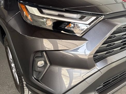 Used 2025 Toyota RAV4 XLE FWD image 13