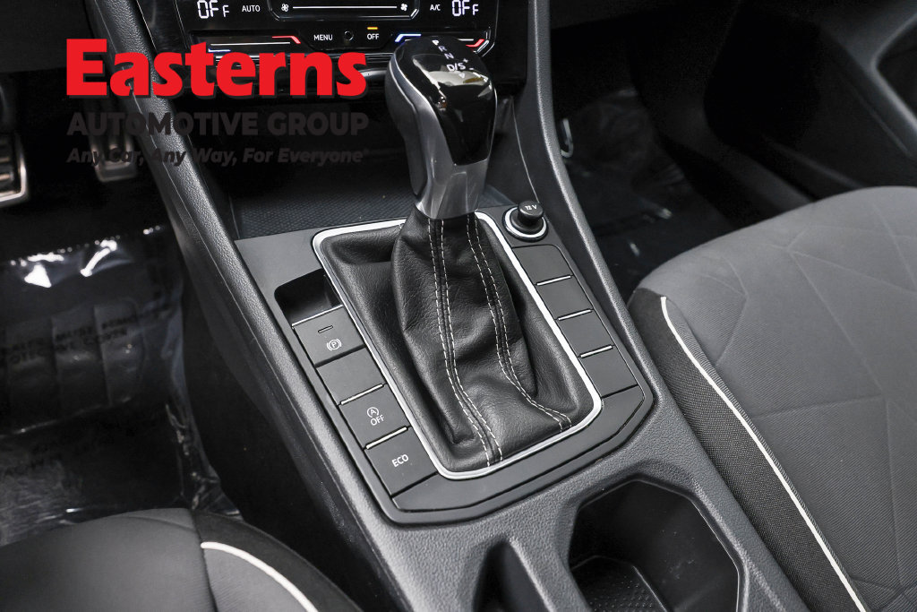 Used 2025 Volkswagen Jetta Sport FWD image 15