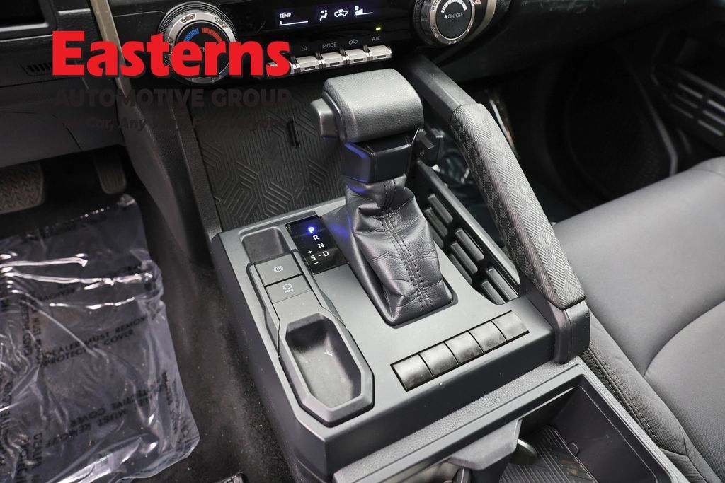 Used 2024 Toyota Tacoma SR RWD image 12
