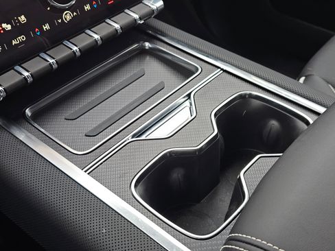 New 2026 GMC Sierra EV Elevation w/ Premium Package image 24