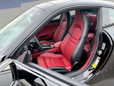 Certified 2025 Porsche 911 Carrera S RWD image 5