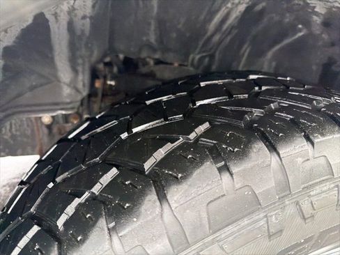 Used 2015 RAM 1500 Laramie w/ Convenience Group image 14