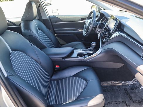 Certified 2023 Toyota Camry SE FWD image 17