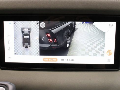 Used 2020 Land Rover Defender 110 S image 24