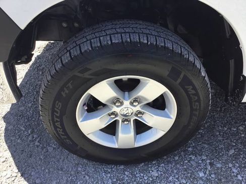 Used 2018 RAM 1500 Tradesman w/ Popular Equipment Group AWD/4WD image 9