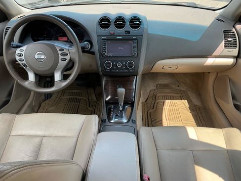 Used 2011 Nissan Altima 2.5 SL w/ Technology Pkg FWD image 15