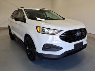 Used 2022 Ford Edge SE image 1