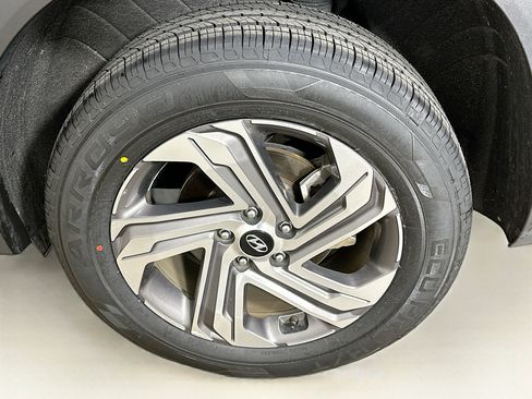 Used 2023 Hyundai Santa Fe SEL image 11