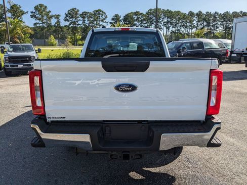 New 2025 Ford F250 XL w/ XL Chrome Package image 5