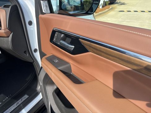 New 2026 Chevrolet Tahoe High Country AWD/4WD image 54