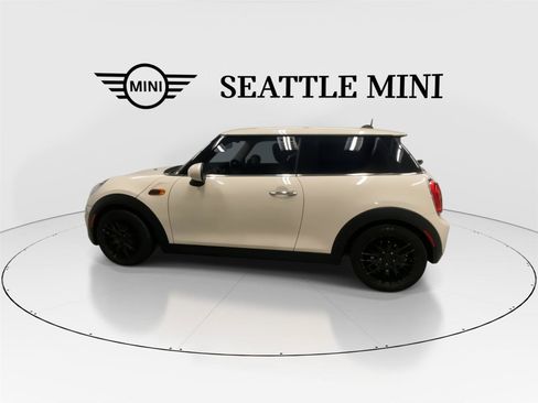 Used 2017 MINI Cooper 2-Door Hardtop FWD image 7