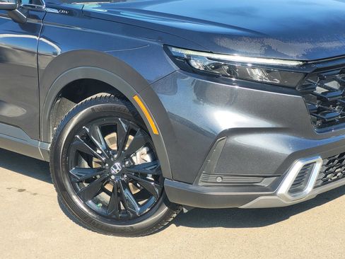 Used 2024 Honda CR-V Sport Touring image 3