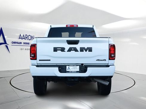 Used 2025 RAM 2500 Big Horn AWD/4WD image 3