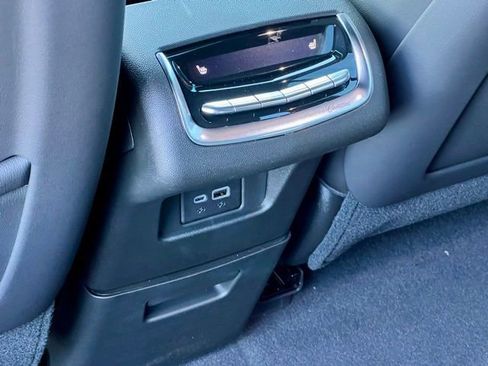 New 2024 Cadillac XT6 Sport w/ LPO, ONYX Package image 34