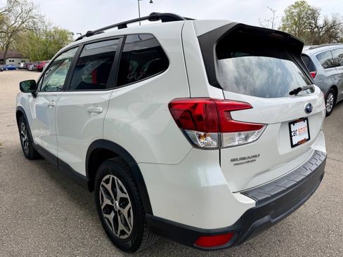Used 2021 Subaru Forester Premium w/ Popular Package #1 AWD/4WD image 14