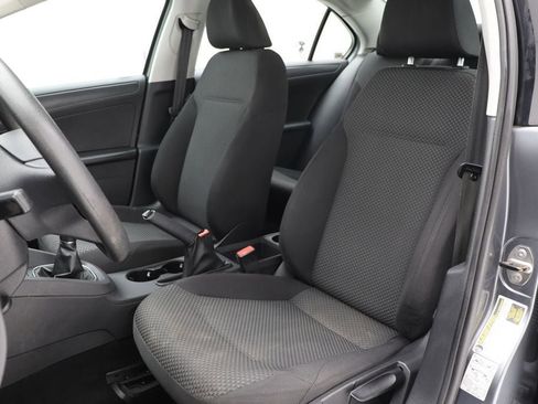 Used 2013 Volkswagen Jetta S image 14