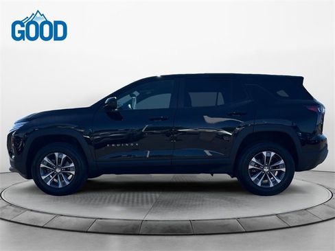 Used 2025 Chevrolet Equinox LT image 2