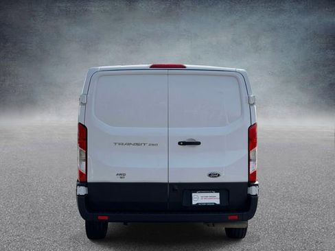 Used 2023 Ford Transit 250 Low Roof AWD image 5