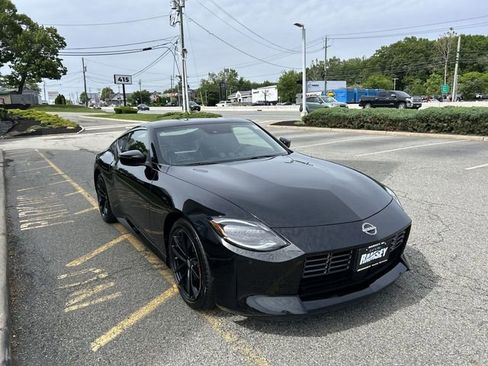 Certified 2024 Nissan Z Performance w/ Floor Mat Package RWD image 2