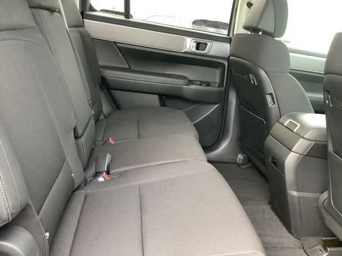 New 2026 Hyundai Santa Fe SE image 24