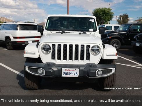 Used 2021 Jeep Wrangler Unlimited Sahara w/ Cold Weather Group image 9