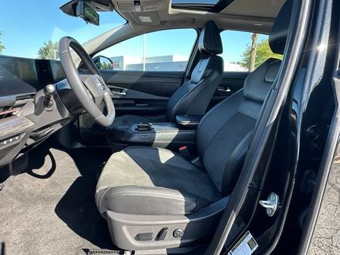 Certified 2024 Nissan Ariya AWD image 23