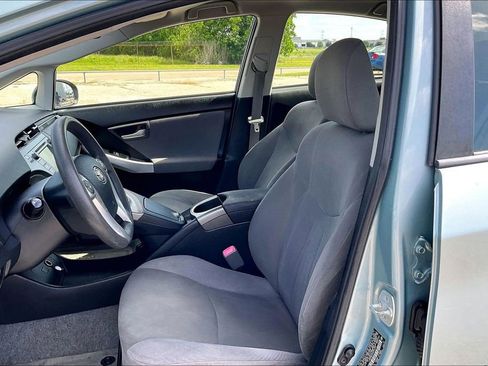 Used 2012 Toyota Prius Two FWD image 16
