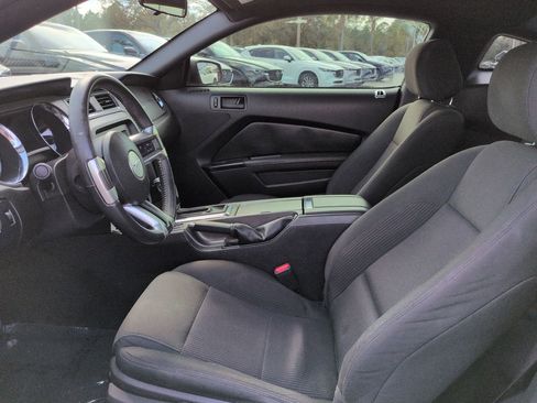 Used 2014 Ford Mustang Coupe image 14