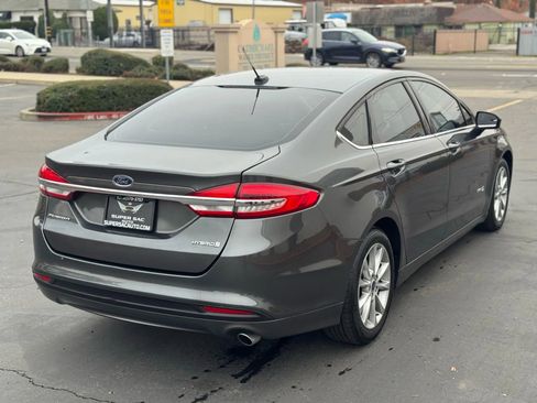 Used 2017 Ford Fusion S image 6