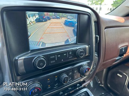 Used 2017 Chevrolet Silverado 1500 High Country AWD/4WD image 13