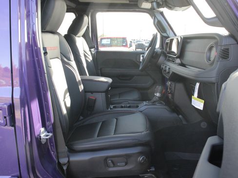 New 2026 Jeep Wrangler Unlimited Rubicon image 27