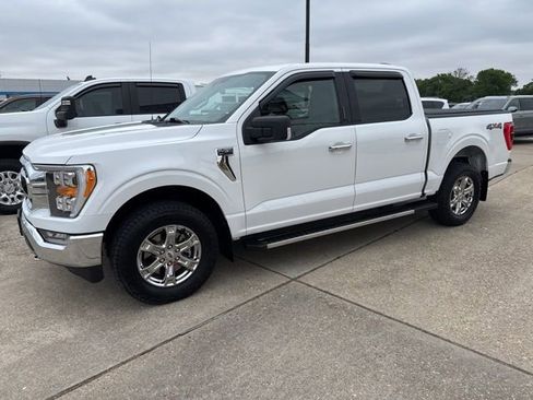 Used 2021 Ford F150 XLT w/ Equipment Group 302A High AWD/4WD image 2