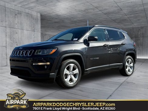 Used 2020 Jeep Compass Latitude image 1