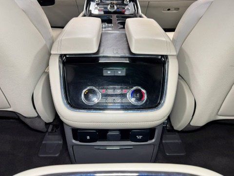 Used 2021 Lincoln Navigator L Reserve w/ Luxury Package AWD/4WD image 19