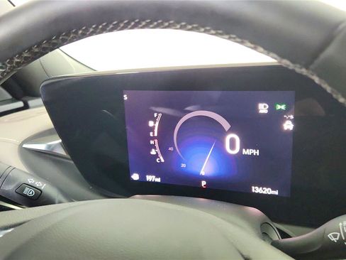 Used 2024 Buick Envista Avenir image 39