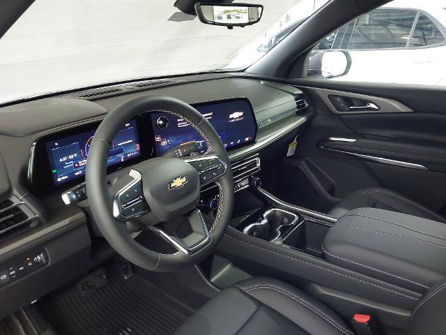 New 2027 Chevrolet Traverse LT w/ Sun and Wheel Package AWD/4WD image 2