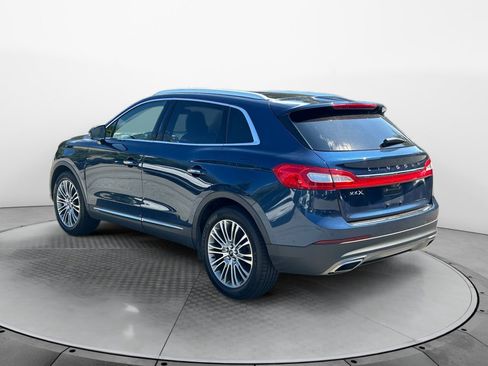 Used 2017 Lincoln MKX Reserve w/ Driver Assistance Package FWD image 5