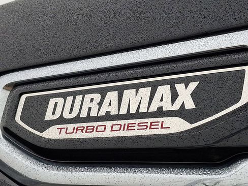 Used 2022 GMC Sierra 1500 SLT image 31