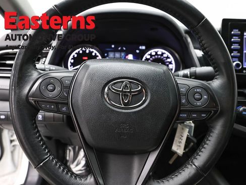 Used 2023 Toyota Camry SE AWD/4WD image 10