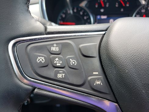 Used 2024 Chevrolet Equinox LT image 17