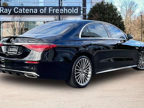 Certified 2023 Mercedes-Benz S 500 4MATIC image 2